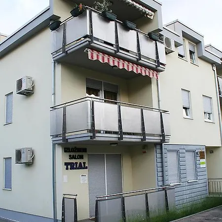 Apartment Luna *